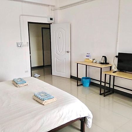 My Home Hotel - Phutthamonthon 4 Road, Near Mahidol University Salaya Ban Krathum Lom Luaran gambar